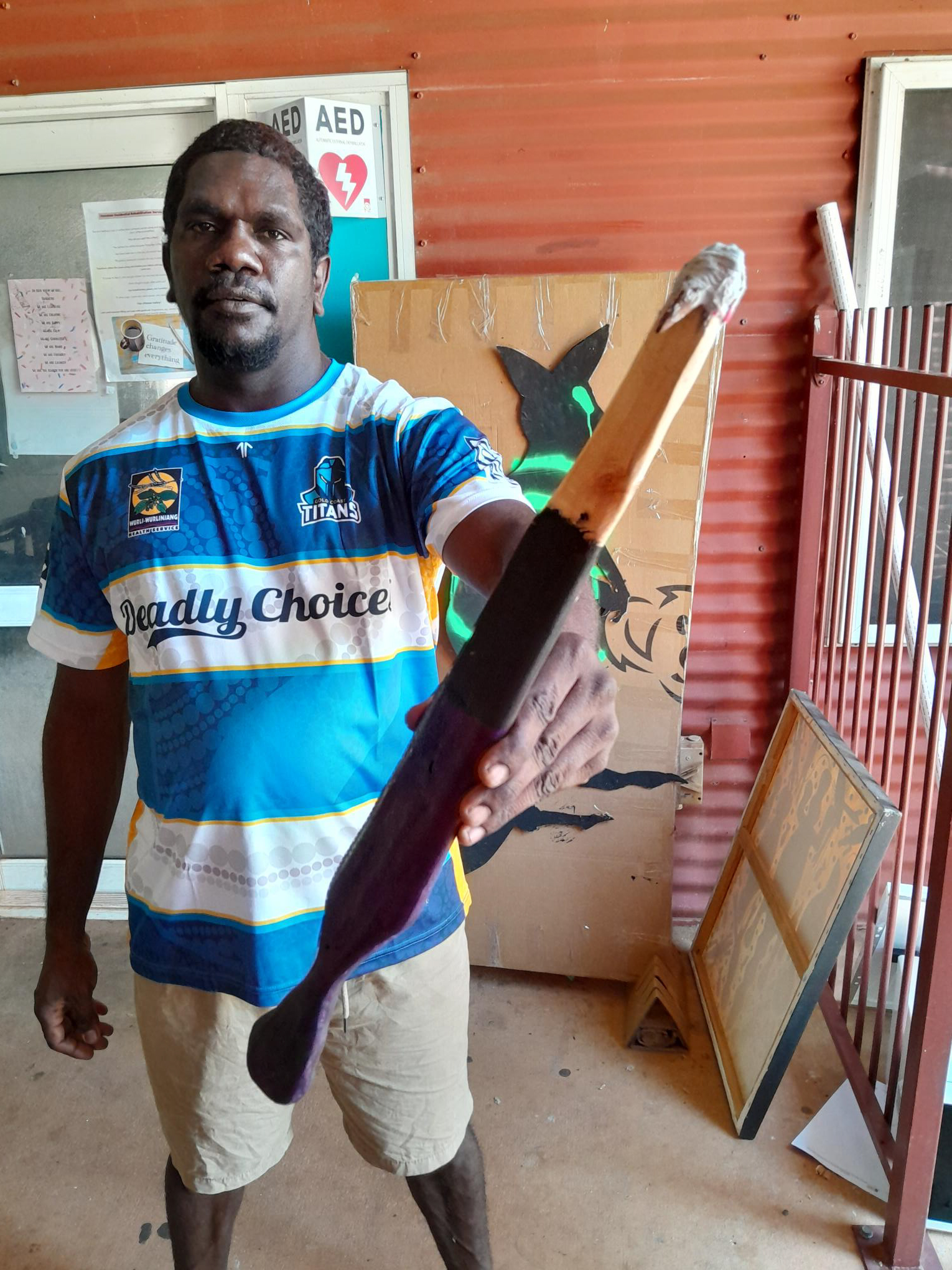 STEPS SEE class at Venndale Rehabilitation Centre making woomera and spear.