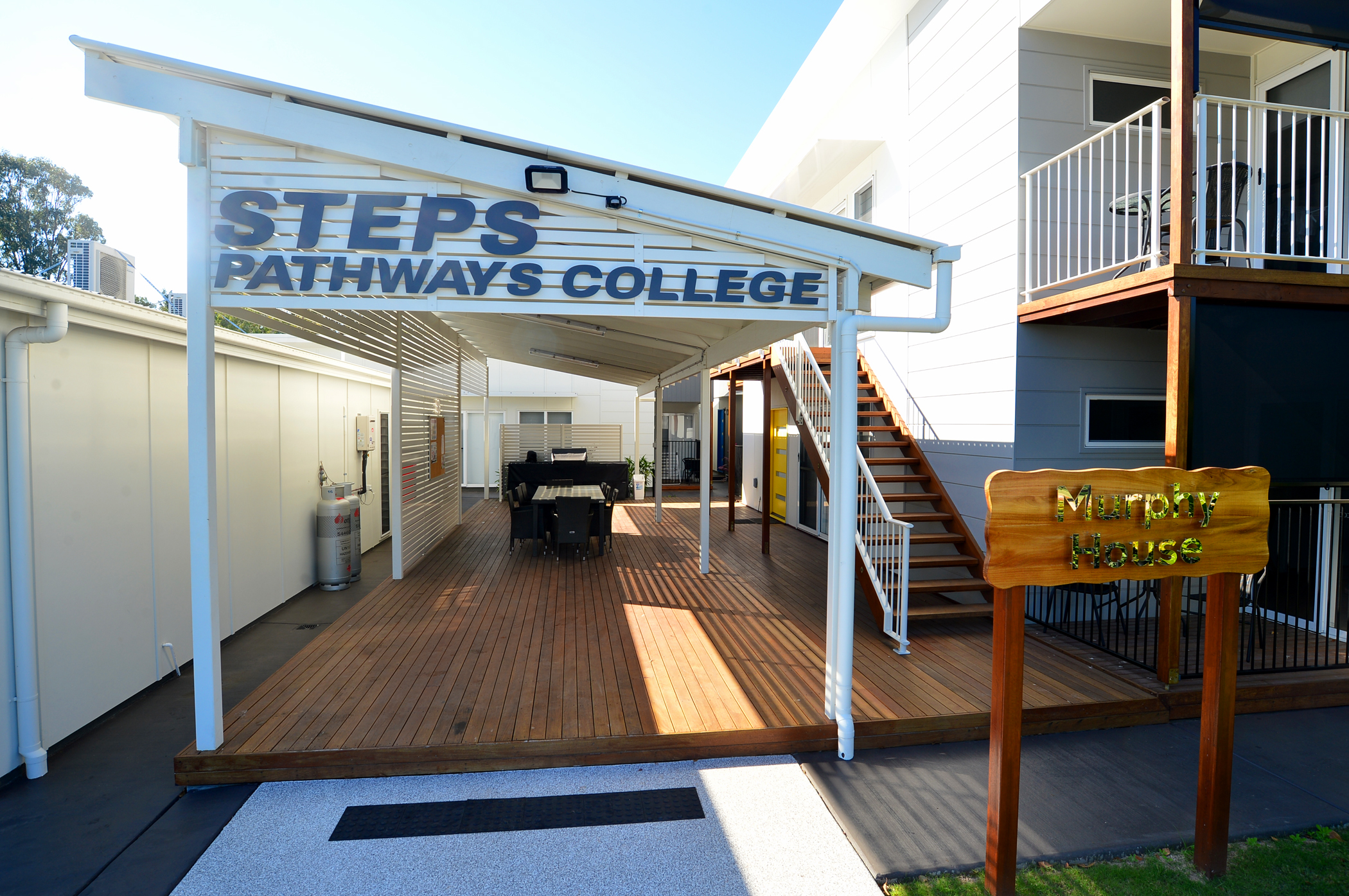 steps-pathways-college-student-accommodation-building-murphy-house